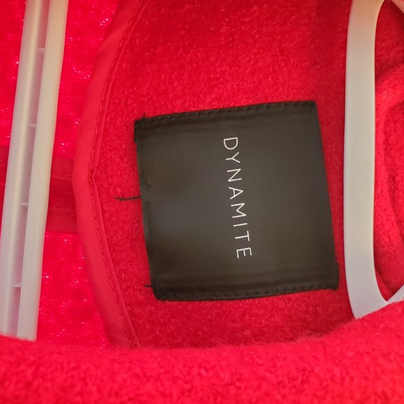 Mid length red coat - Picture 2 of 4